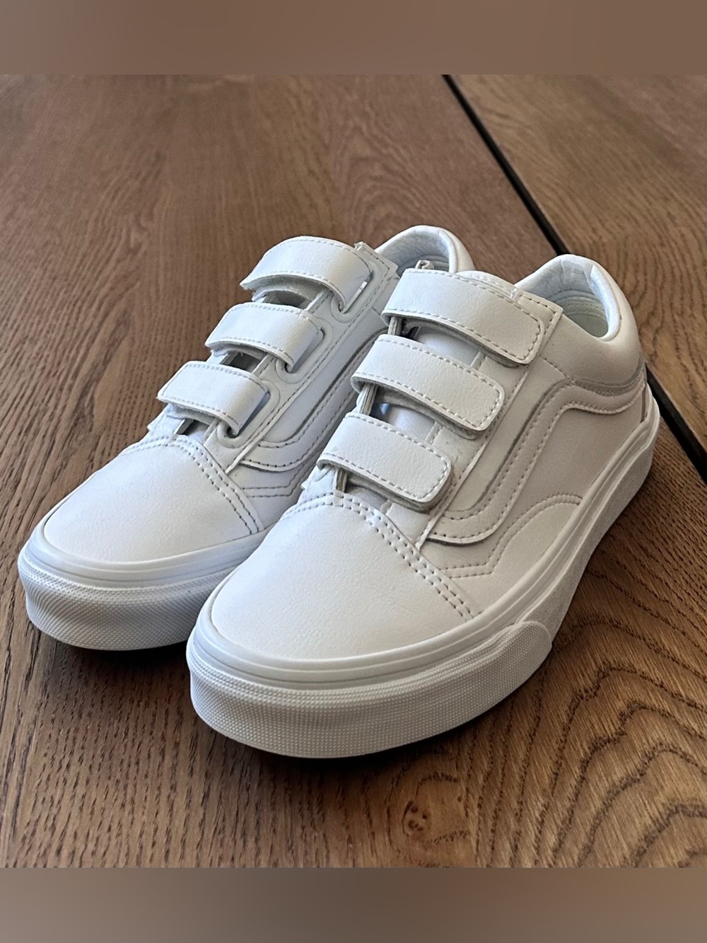 Vans Women’s White Triple-Strap Velcro Sneakers Size 5.5